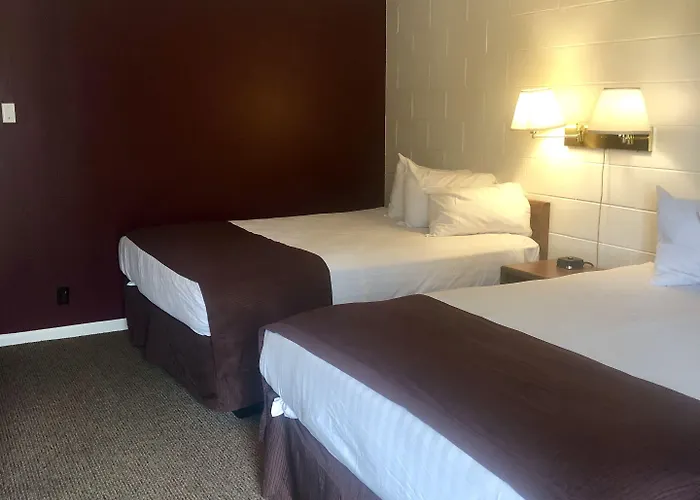Four Winds Hotel