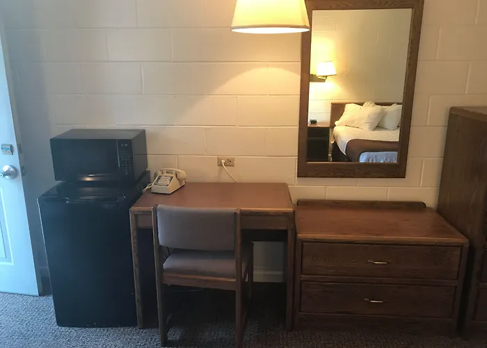 Hotel Four Winds